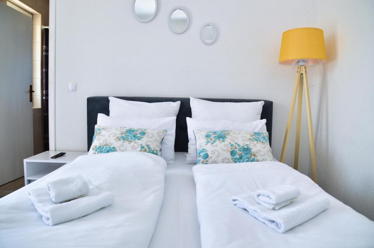Guesthouse Marivo ヤイツェ エクステリア 写真